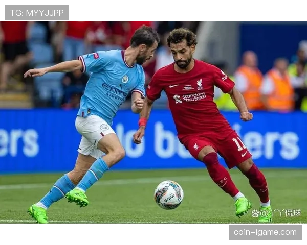 英超榜首之争：曼城主场迎战利物浦，巅峰对决一触即发