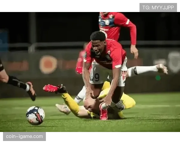 里昂定位球战术建功,关键战力克强敌 里昂定位球战术建功,关键战力克强敌